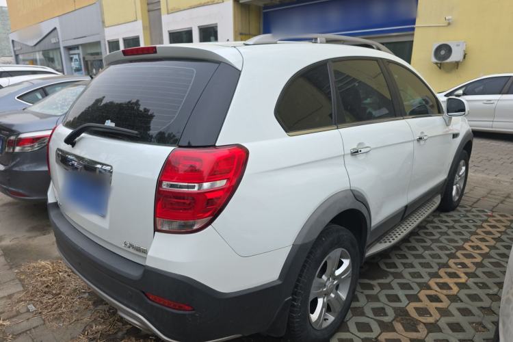 Used Chevrolet Captiva 2015 2.4L Two-Wheel Drive Urban Version 7 Seats