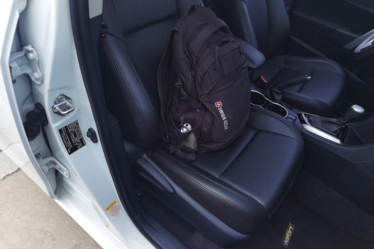 Used Toyota Levin 2017 Revised 185T CVT Elite Edition China V Standard Right Front Seat