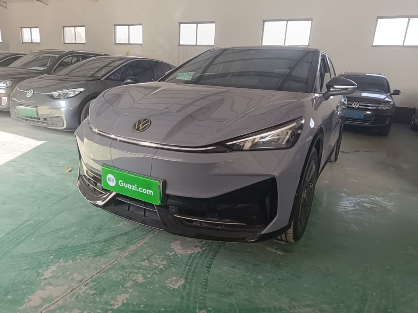 Электромобиль Volkswagen ID.UNYX 06 (2024)
