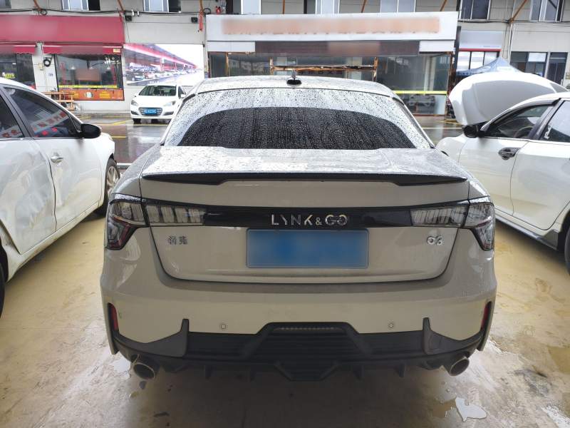Used Lynk & Co 03 2022 1.5TD DCT JingPro — 5