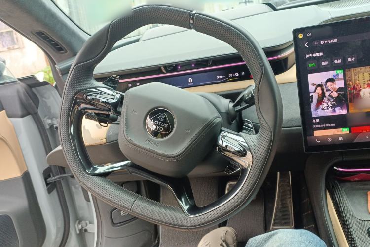 Used Lotus EMEYA 2024 EMEYA S+ Steering Wheel