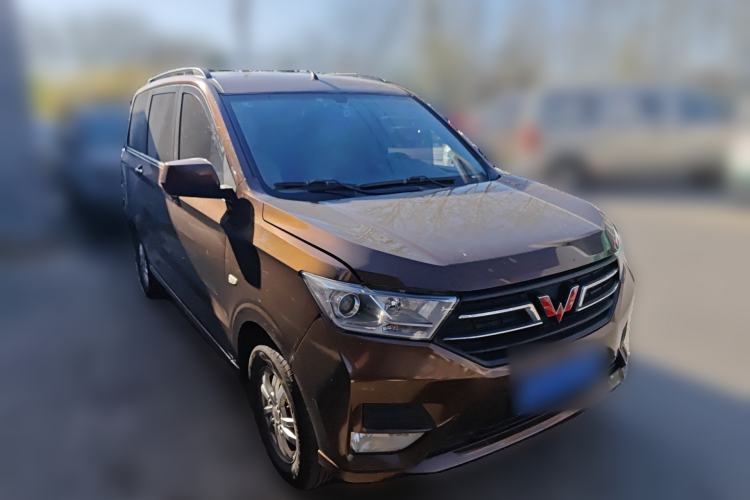 Used Wuling Hongguang 2018 1.5L S Comfort Model L2B Front Right 45 Deg