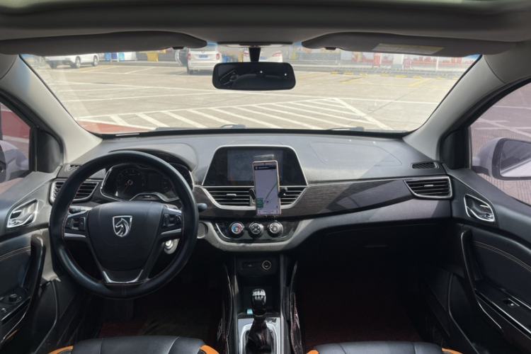 Used Baojun 310 2016 1.2L Manual Luxury Model
