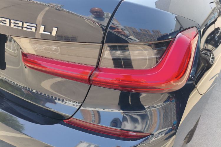 Used BMW 3 Series 2021 Second Facelift 325Li M Sport Package
