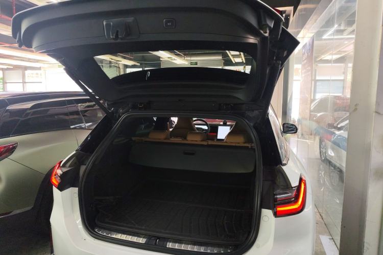 Used Nio ES6 2019 420 km Sport Version Trunk