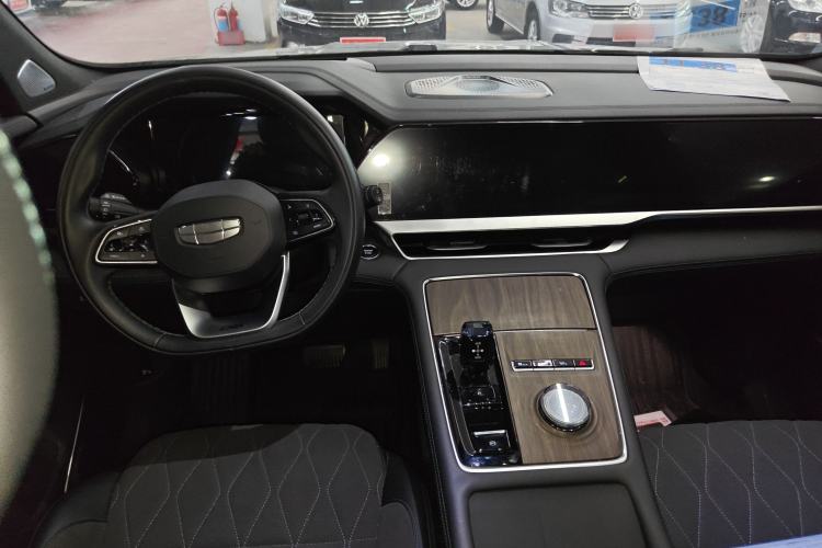 Used Geely Auto Monjaro L 2025 Dongfang Yao 2.0TD Automatic Lanxing Edition Center Console