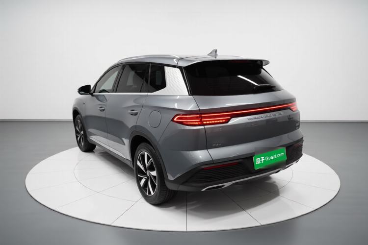 Used BYD Song Pro New Energy 2024 HONOR Edition DM-i 71KM Navigation Model
