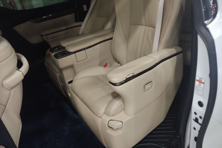 Used Toyota Vellfire 2020 Dual-Engine 2.5L HV Prestige Edition
