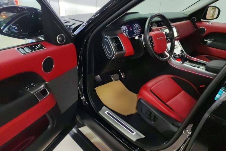 Used Land Rover Range Rover Sport 2021 3.0 L6 YAO Black Edition
