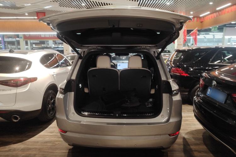 Used Li Auto L9 2022 Max model