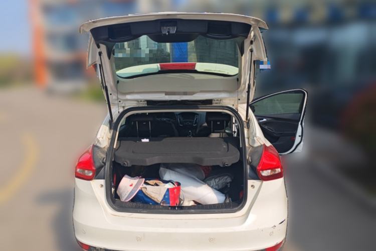 Used Ford Focus 2015 Hatchback 1.6L Automatic Fashion Edition