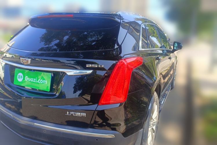 Used Cadillac XT5 2018 25T Luxury Model
