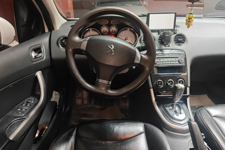 Used Peugeot 408 2013 2.0L Automatic Comfort Edition Steering Wheel