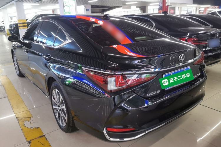 Used Lexus ES 2022 200 Excellence Edition
