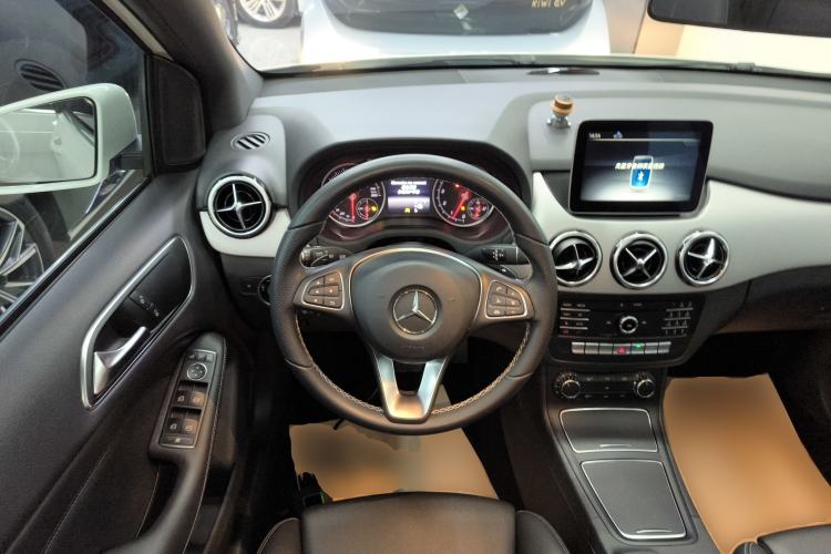 Used Mercedes-Benz B-Class 2017 B 200 Sport Edition