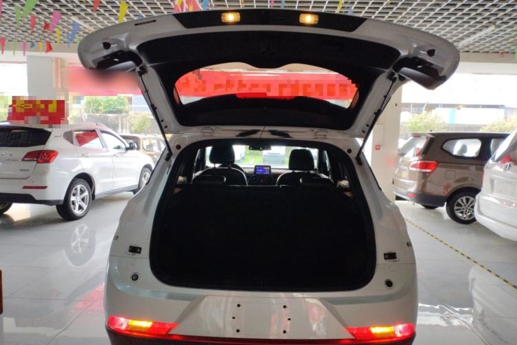 Used Dongfeng Fengon 500 2021 1.5L CVT Enjoyment Model Trunk