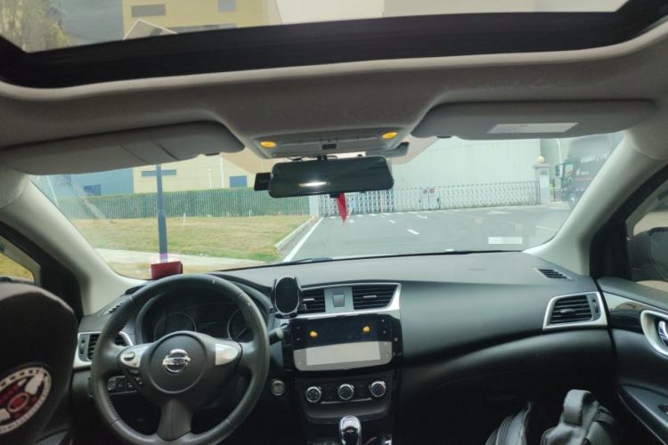 Used Nissan Sylphy 2019 1.6XV CVT Smart Connect Luxury Edition China V Standard Headliner