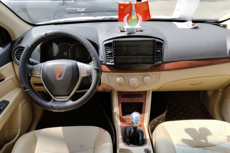 Used Roewe 350 2014 1.5L Manual Swift Edition