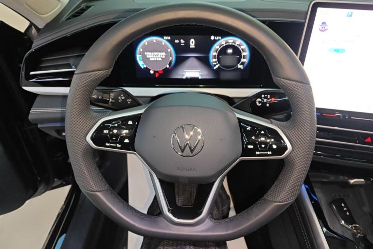 Used Volkswagen Passat 2025 Pro 380TSI Starry Dragon Edition
