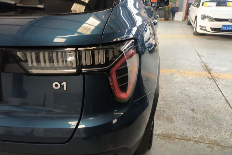 Used Lynk & Co 01 2017 2.0T Two-Wheel Drive Zhaopu Version Right Rear Taillight