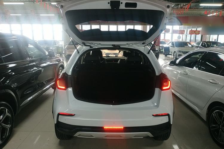 Used Geely Auto Vision X3 2020 1.5L CVT Luxury Model
