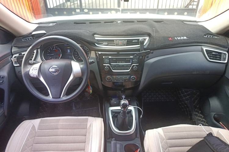 Used Nissan X-Trail 2014 2.0L Manual Fashion Edition 2WD
