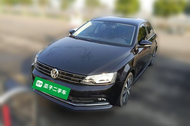 Used Volkswagen Sagitar 2015 230TSI Automatic Luxury Model