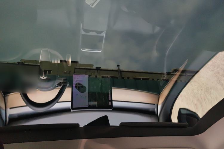 Used Tesla Model Y 2021 Long-Range All-Wheel-Drive Version Headliner