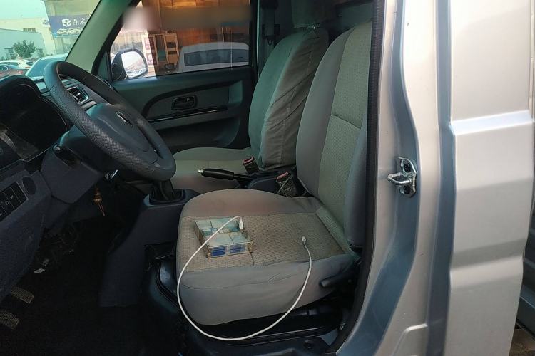 Used Jinbei T3 2019 1.5L China VI ZhiFu Edition JKC1020DS6BL
