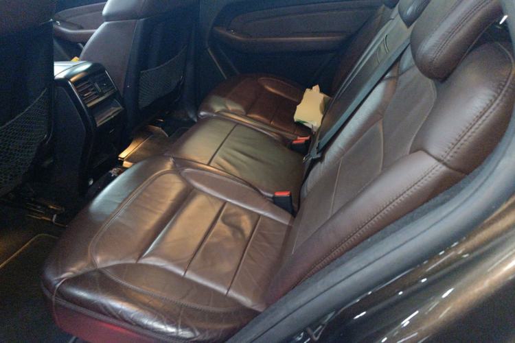 Used Mercedes-Benz M-Class 2014 ML 400 4MATIC Luxury Model