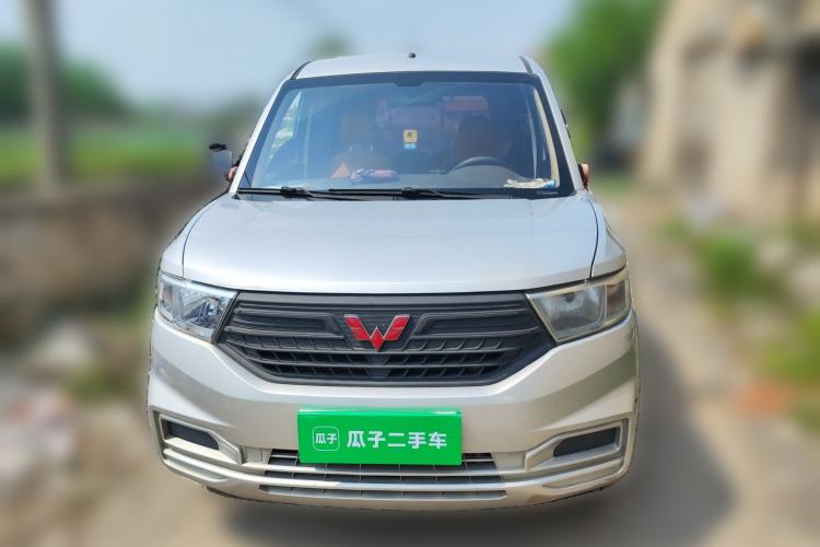 Used Wuling Hongguang V 2022 1.5L Jingqu Edition Electric-Assist LAR