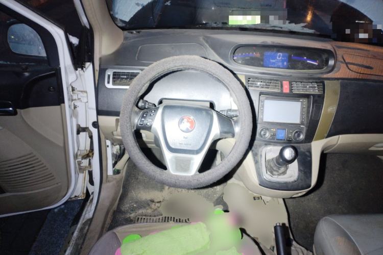 Used FORTHING Joyear SUV 2012 1.6L Luxury Model
