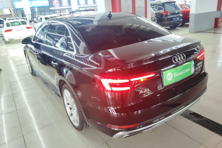 Used Audi A4L 2019 40 TFSI Fashion Edition China VI Emission Standard
