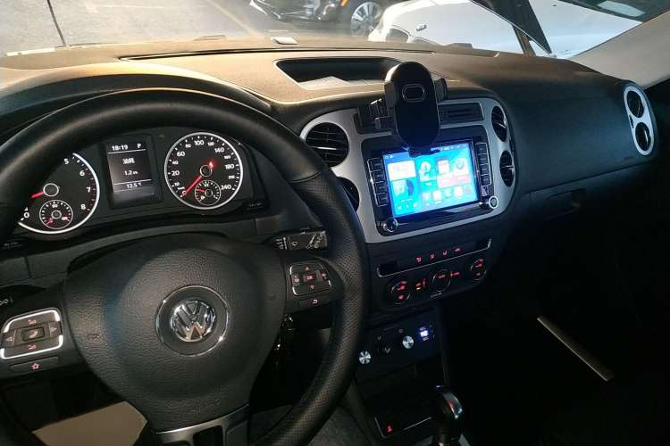 Used Volkswagen Tiguan L 2017 300TSI Automatic Two-Wheel Drive Silk Road Comfort Edition