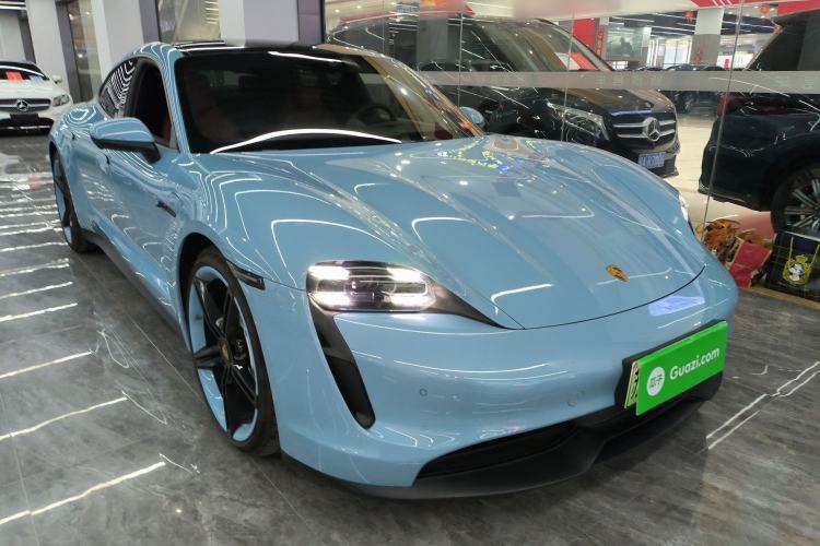 Used Porsche Taycan 2022-Year Updated Taycan