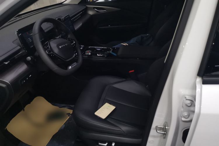 Used Wuling Xingguang 2024 Co-creation Edition 150 Standard Model