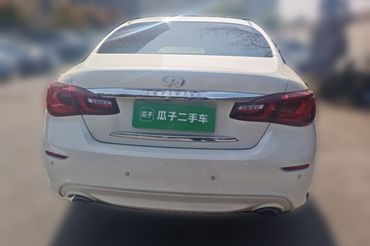 Used Infiniti Q70 2017 Q70L 3.5L Hybrid Luxury Edition Rear