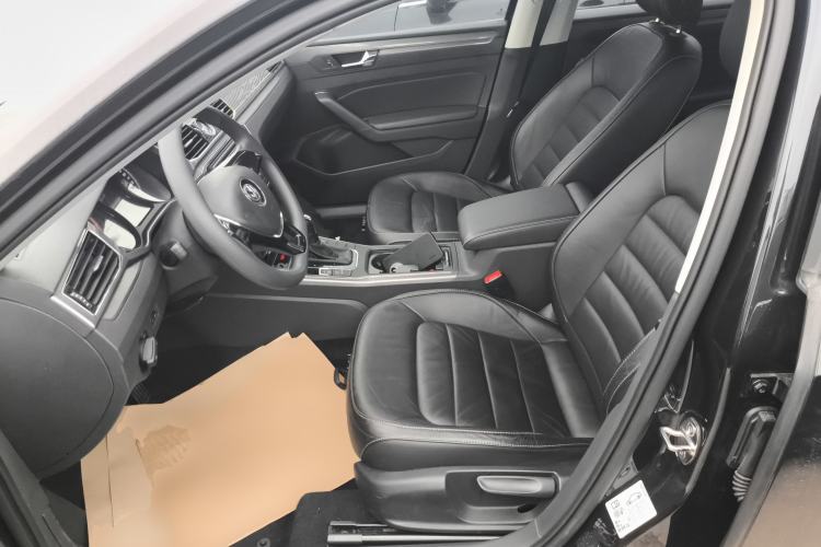 Used Volkswagen Passat 2017 330TSI DSG Luxury Edition