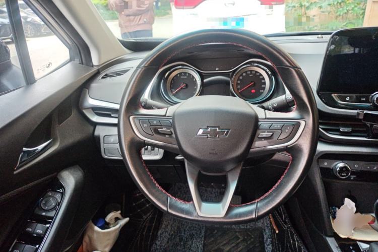 Used Chevrolet Orlando 2020 Light Hybrid Redline 530T Automatic Enjoyment Edition (5+2 Models) Steering Wheel