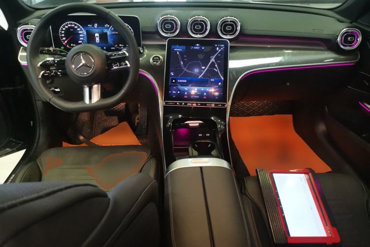 Used Mercedes-Benz C-Class New Energy 2023 C 350 eL Center Console