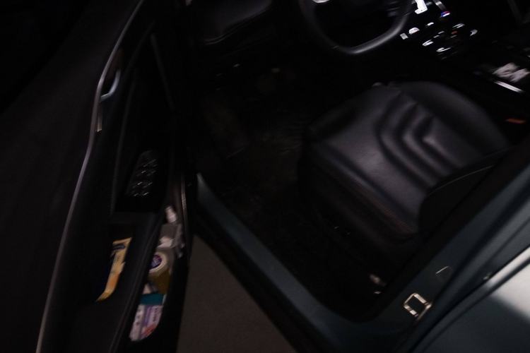 Used NETA U 2022 Zhi400 Pro Ternary Lithium Driver Seat