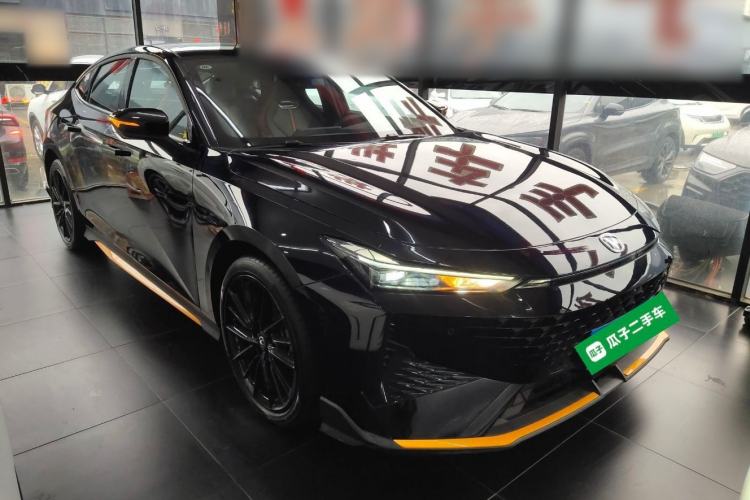 Used CHANGAN UNI-V 2024 1.5T Prestige Sport Edition
