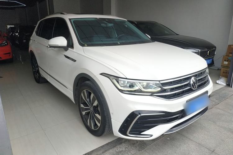 Used Volkswagen Tiguan L 2023 380TSI Automatic All-Wheel Drive R-Line Flagship 7-Seater