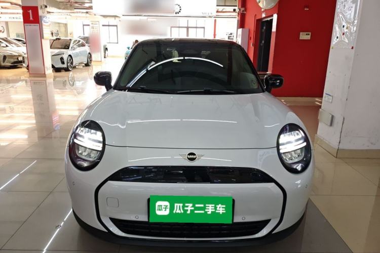 Used MINI Electric MINI COOPER 2024 456km COOPER E Classic Edition