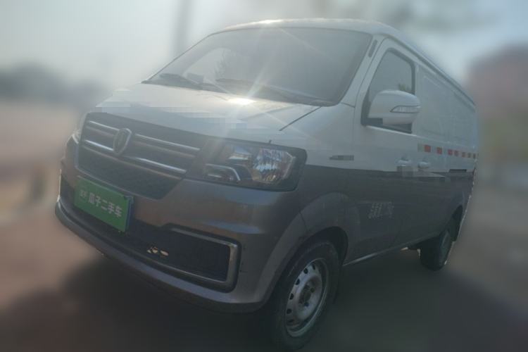 Used Jinbei Hiace X30 2024 1.5L Wealthy Van Model 2/5 Seats