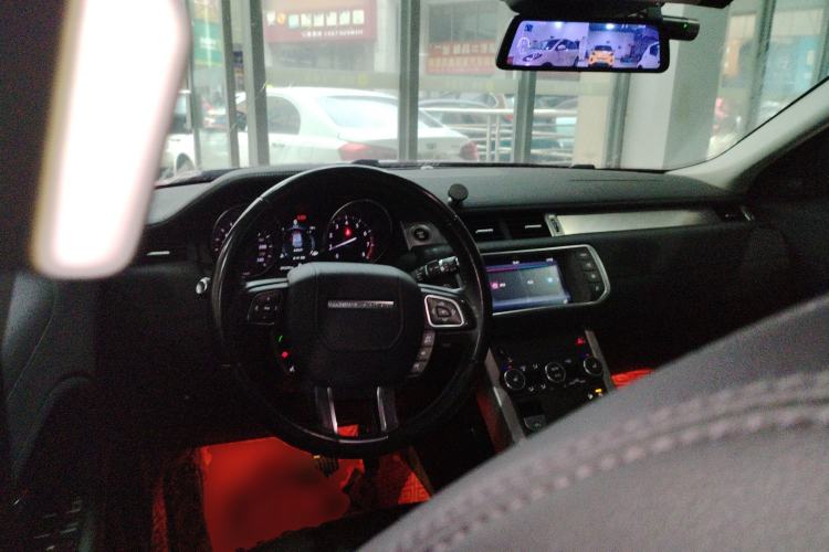 Used Land Rover Range Evoque 2017 2.0T PURE Style Edition
