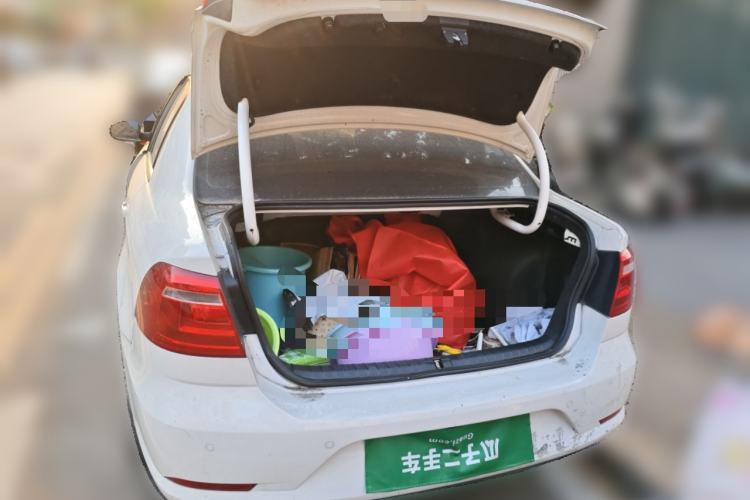 Used Volkswagen Bora 2015 Qihui Edition 1.6L Automatic Fashion Model Trunk