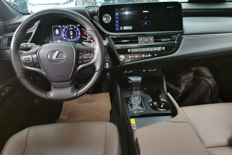 Used Lexus ES 2022 200 Luxury Edition