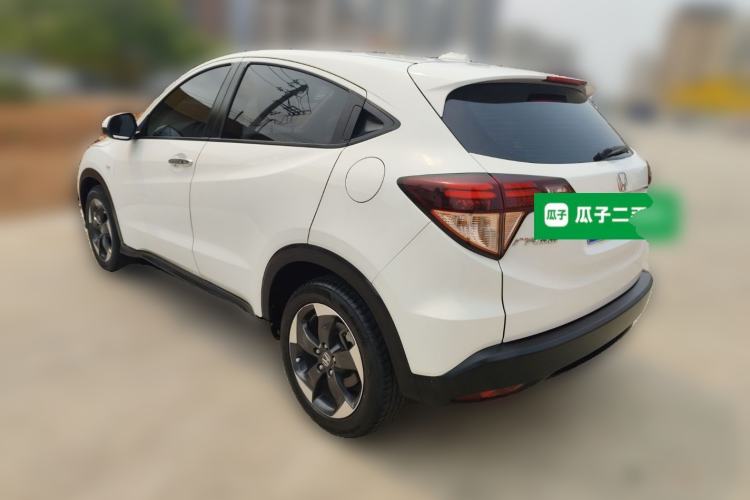 Used Honda Vezel 2017 1.8L CVT Front-Wheel Drive Pioneer Edition Rear Left 45 Deg