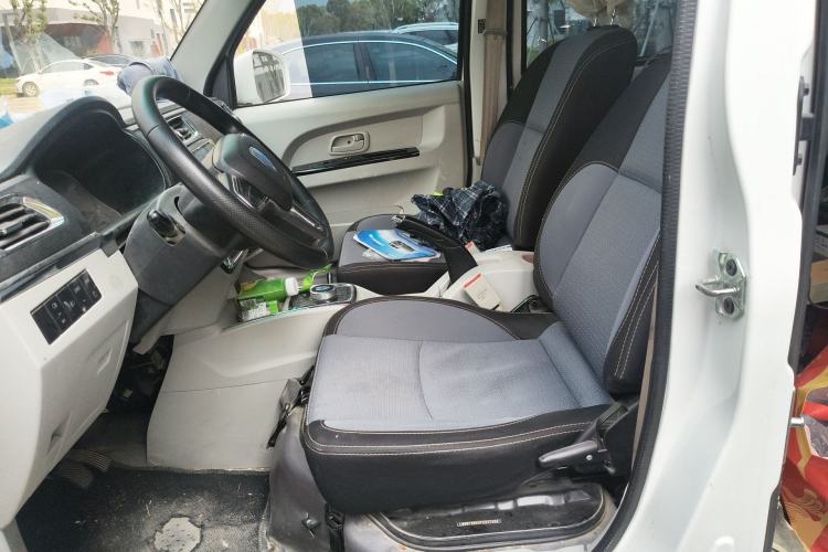 Used Jinbei New Hiace EV 2023 Comfort Model Left Front Seat